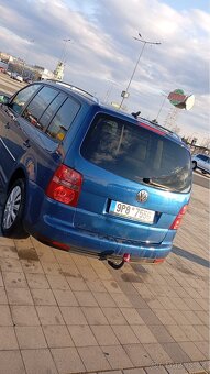 VW Touran 125kw 7 míst - 8