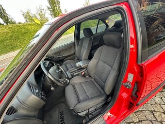 BMW E36 318is - 8