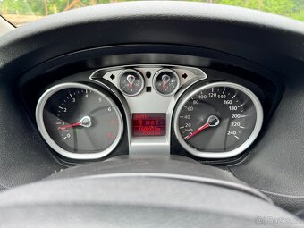 Ford Focus 1.8 flexifuel - 8