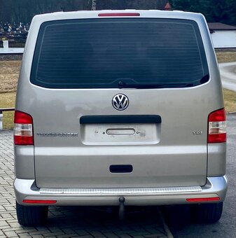 VOLKSWAGEN TRANSPORTÉR T5 T5.1 2.0 TDI 75KW - 8