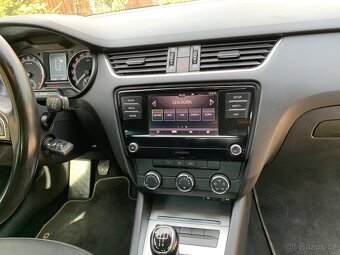 Škoda Octavia 3 FL Combi - 8