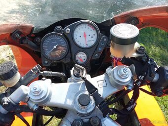 Honda VTR Firestorm 1000 - 8