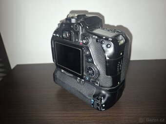 Prodám Zrcadlovku Canon 80D vč. Příslušenství - 8