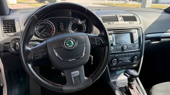 Škoda Octavia 2 RS Facelift - 8