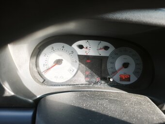 Renault Thalia 1.2 - 8