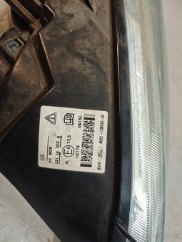 Přední světla Ford Focus MK2 originální - 8