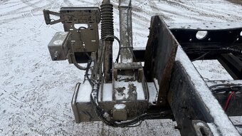 Hydraulické čelo BAR - 8