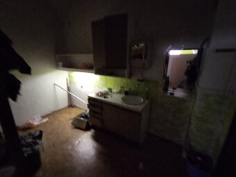 Pronájem obchodu 41 m2 na Resselově náměstí v Chrudimi - 8