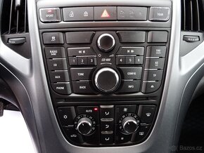 Opel Astra 2.0CDTi 121kW Sport ČR r.v. 2012 - 8