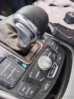 Prodám díly Audi A6 C7 - 8