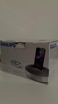 Philips iPhone nabíječka s reproduktorem a hodinami - 8