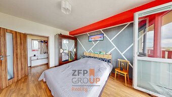 Prodej prosvětleného bytu 3+1 o rozloze 82 m2 s dvěma lodžie - 8
