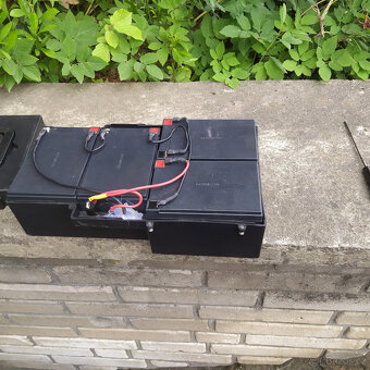 Prodám zachovalý elektroskútr - 8