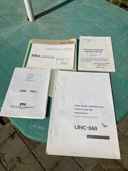 UNC 060 - 8