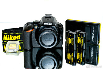 Nikon D5600 1700 expozic STAV NOVÉHO - 8