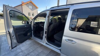 VW Caddy 4x4 2,0Tdi 90kw rok 2022 - 8