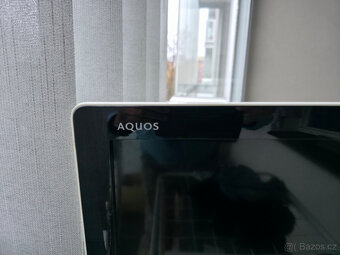 SHARP LC-26LE430E - 8