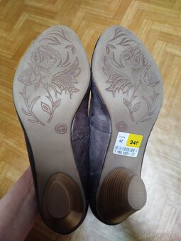 Nové šedé kožené lodičky, velikost 42 - 8