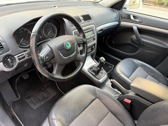 ŠKODA OCTAVIA II FACELIFT 1.8TSI ELEGANCE - 8