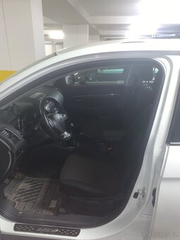 Mitsubishi ASX - 8