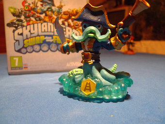 Skylanders pack, hrad, stojan - 8