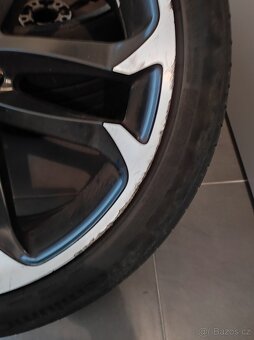19" Alu kola original Peugeot 5x108, pneu 235/40 R19 - 8