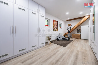 Prodej rodinného domu, 190 m2, Chomutov , ul. Jarní - 8