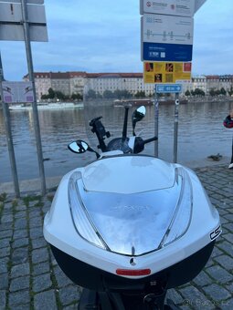 Honda sh 125i (2017) - 8