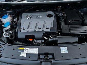 VW Touran 1.6TDi 77kw, r.2013, 2.majitel,serviska, STK - 8
