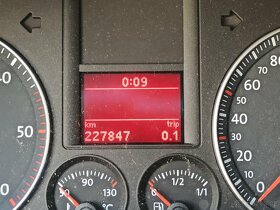 NÁHRADNÍ DÍLY - 2x VW GOLF Plus 1.9TDi 77KW BXE + BKC - 8