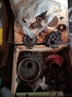 Lis na kulaté balíky - 8