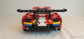 LEGO Technic 42125 Ferrari 488 GTE - 8