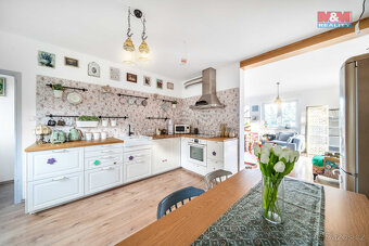 Prodej rodinného domu 4+k, 118 m² v Krámech - Nové Dvory - 8