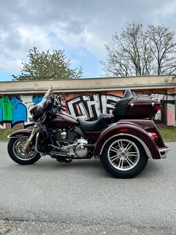 Harley-Davidson Tri Glide Ultra / FLHTCUTG 114 / 2019 Trike - 8