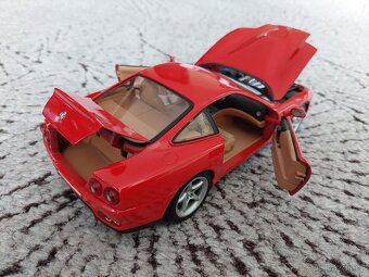 Ferrari 550 Maranello 1:18 - Maisto - 8