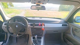 BMW E90 325d - 8