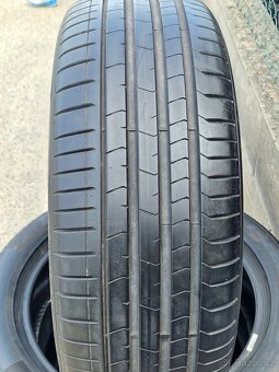 235/50/19 letní pneu Pirelli P-Zero - 8