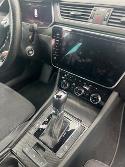 Škoda Superb III FACE 2.0 Tdi 110Kw Sportlina 360kamera 2022 - 8