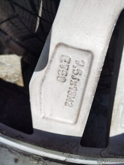VW ID.3 orig. zimni kola 5x112 + 215/55/18 ZIMA - 8