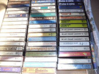 Kazety s dechovkou cca 80-90 kusů - 8