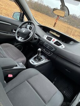 Renault Megane scenic - 8