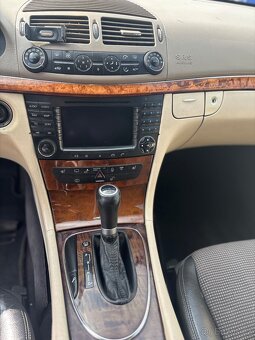 Mercedes w211 270cdi - 8