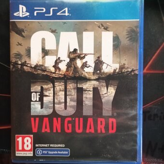 Prodám PS4 - 8
