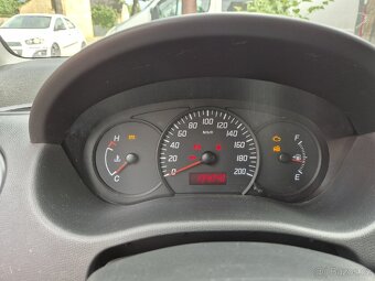 Suzuki Swift 1.3 - 8