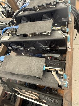 Grafické karty Mining rig - 8