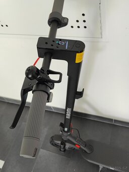 Elektrokoloběžka Xiaomi Electric Scooter 5 EU až 30-35 km/h - 8