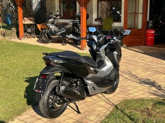 Honda Forza 300 - 8