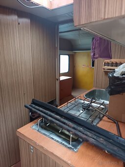 Karavan - 8