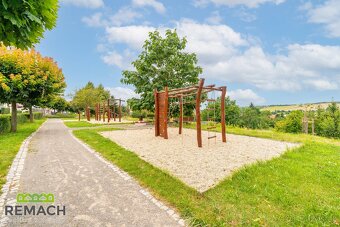 Prodej, rodinný dům 4+kk a 2+kk, zahrada a soukromí, 1152 m2 - 8