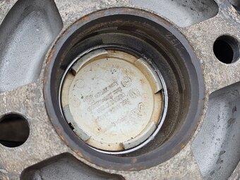 Sada ALU Dezent 4x114,3 - letní 185/65 R14 - 8